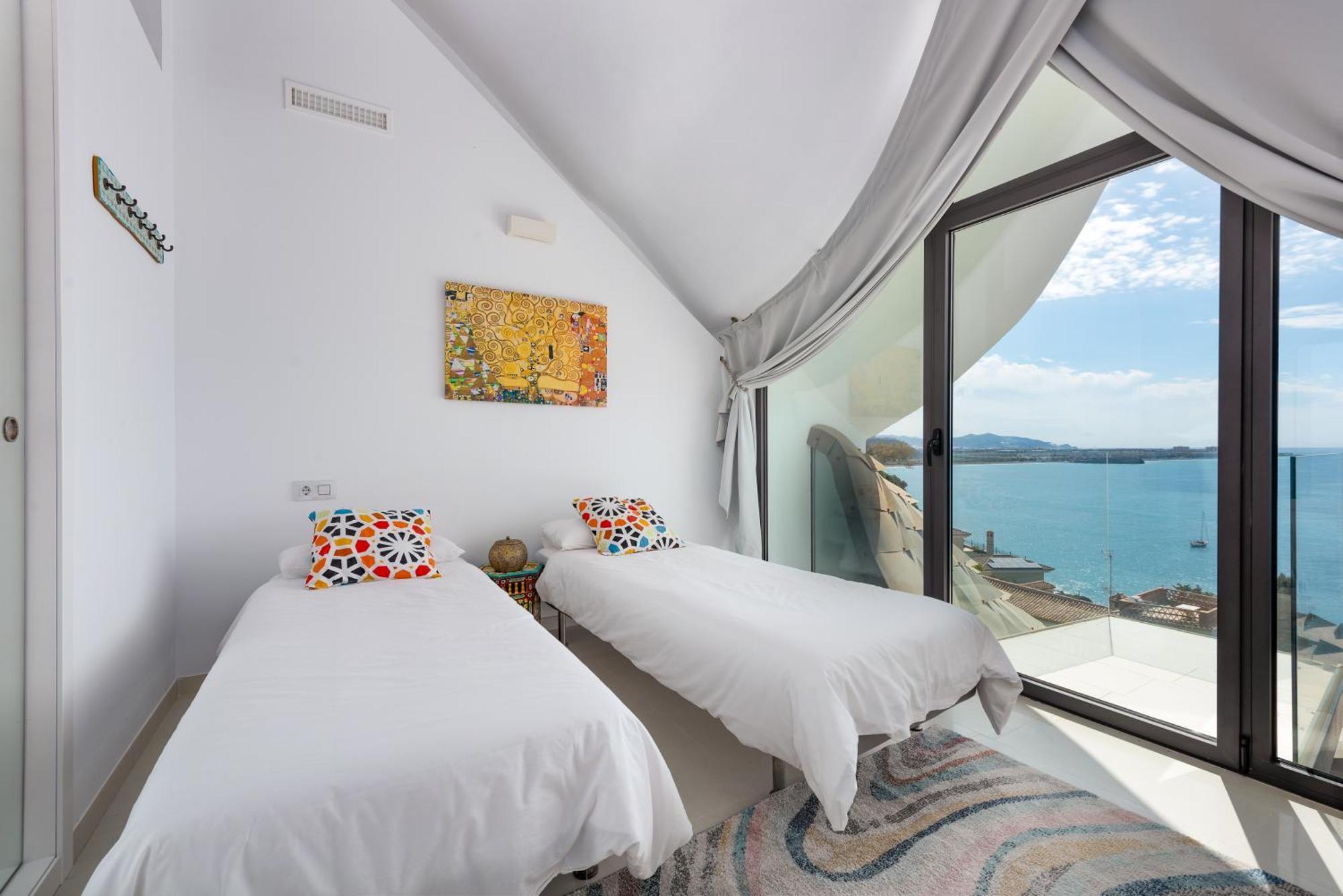 Rentitspain Casa Del Acantilado Piscina Climatizada サロブレーニャ エクステリア 写真