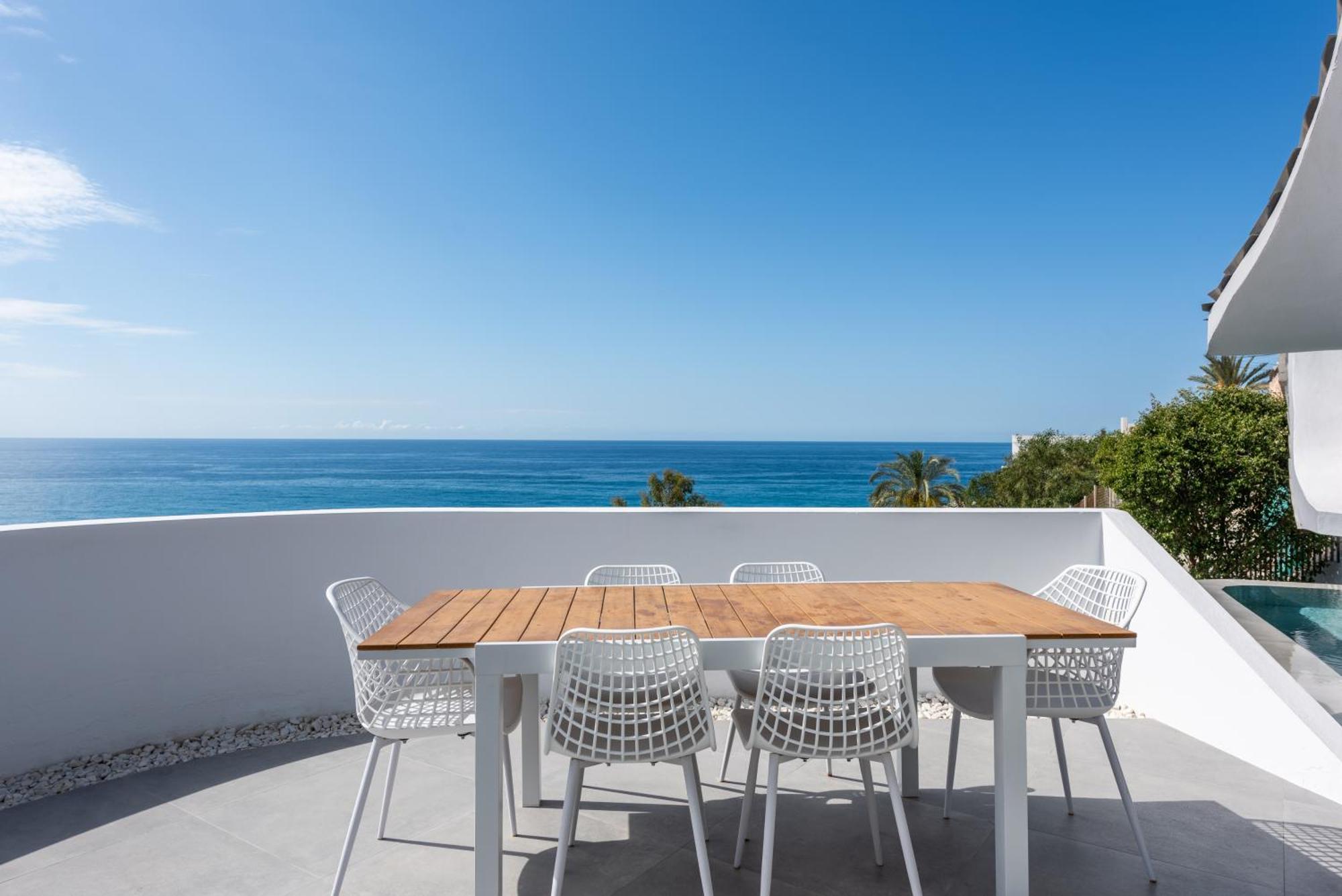 Rentitspain Casa Del Acantilado Piscina Climatizada サロブレーニャ エクステリア 写真